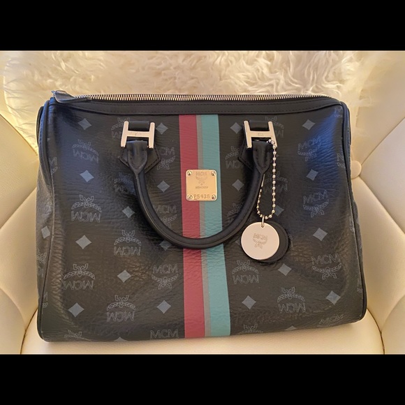 Used MCM bag. Very rare. Great condition. - Picture 1 of 4